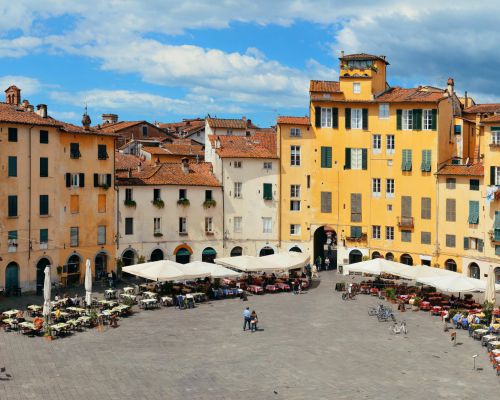 Historisch plein in Lucca