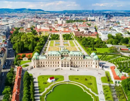 Wenen Palace