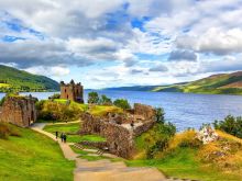 Ruines van Urquhar Caste in Schotland